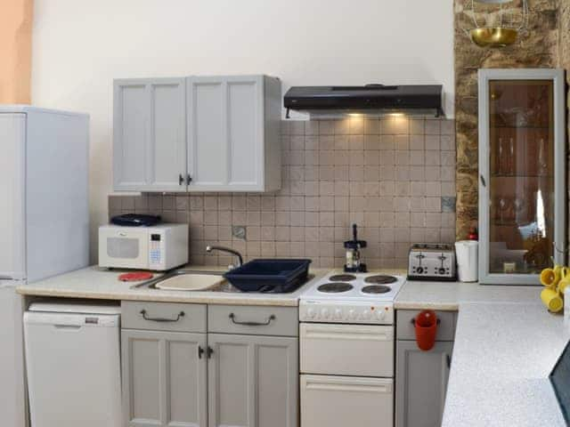 Kitchen area | Stable Cottage - Peregrine Hall Cottages, Lostwithiel