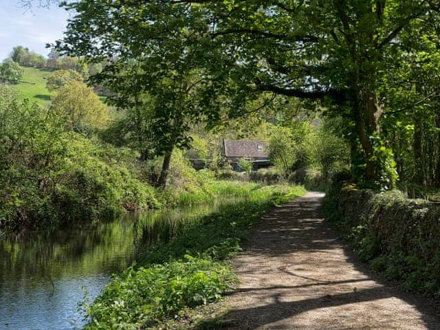 Surrounding area | Nightingale Cottage - Leashaw Farm, Whatstandwell, near Matlock