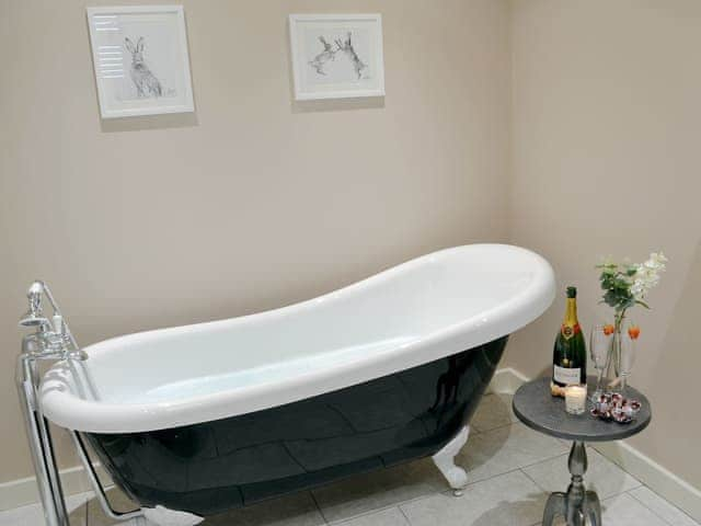 Fantastic bathroom with slipper bath | Ferncliffe Cottage, Thropton, near Morpeth