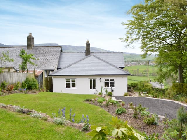 Wonderful holiday property in a picturesque setting | Ferncliffe Cottage, Thropton, near Morpeth