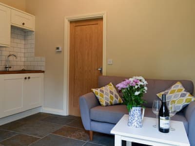 Compact and cosy open plan living space | The Hen House - White House Cottages, Brandon, near Durham