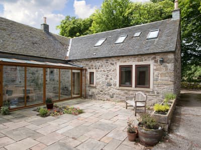 Plantlymoss Cottage In Lochwinnoch Near Largs Glasgow And The
