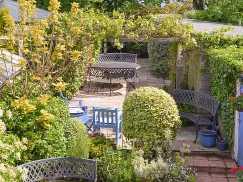 Immaculately maintained garden and patios | Pax, St. Margarets at Cliffe, near Dover