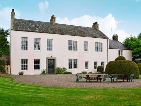 Splendid manor house | Akeld Manor House - Akeld Manor, Akeld, Wooler