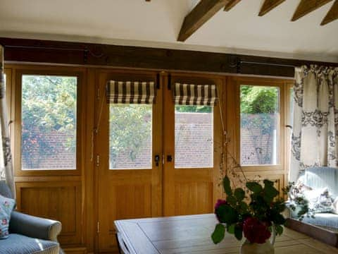 Comfy living room | Cornflower Cottage - Wildmore Cottages, New York, near Boston