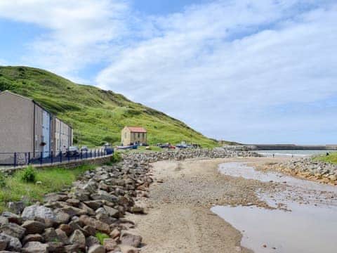 Holiday home in a fantastic coastline location | Cleveland Way Cottage, Skinningrove, near Whitby