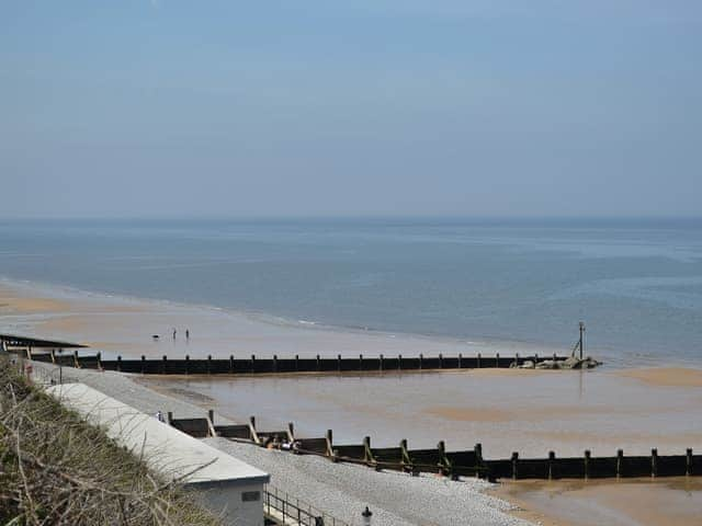 Sheringham&rsquo;s golden beaches