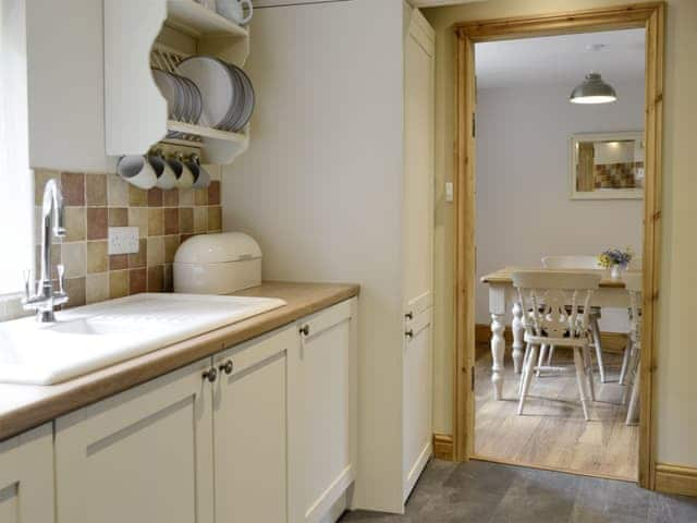 Fully fitted kitchen | Little WarhamLittle Warham Cottage, Beaford, near Torrington