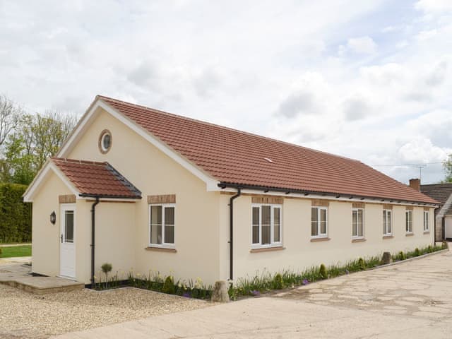 Appealing rural holiday property | Old Dairy - Andover Lane Farm, Faberstown, near Andover