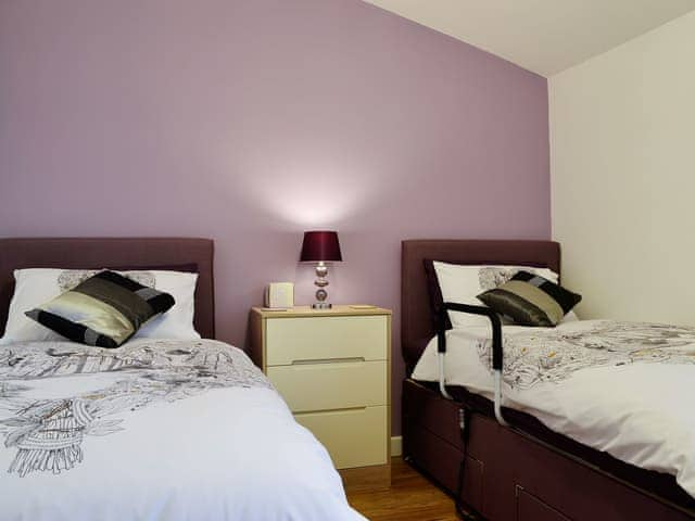 Charming twin bedded room | The Retreat - Underwood Farm, Stroat, near Chepstow