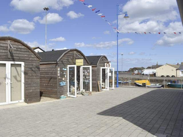 Amble Harbour Village, shopping pods