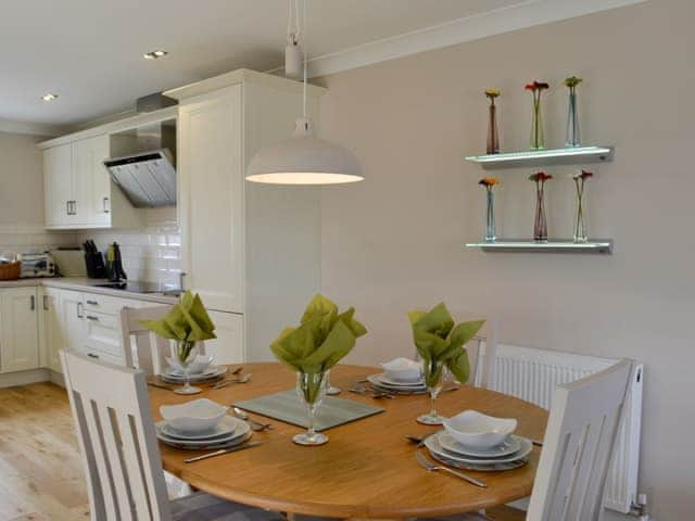 Dining area | Henrys Bungalow, Anderby, near Skegness