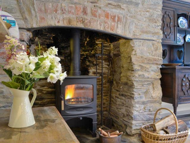 Warm and cosy wood burner | Annie&rsquo;s Cottage, Milton Combe, near Yelverton