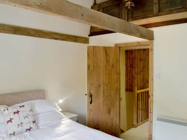 Comfortable double bedroom | Annie&rsquo;s Cottage, Milton Combe, near Yelverton