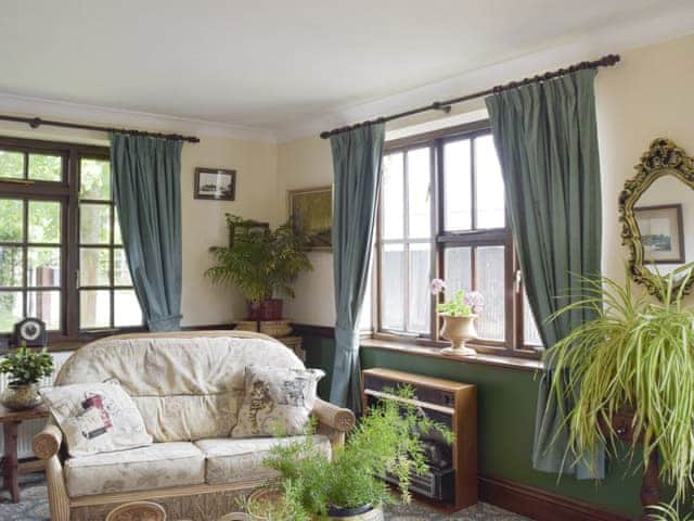 Tranquil second living room | Tillet Cottage, Oulton Broad, near Lowestoft