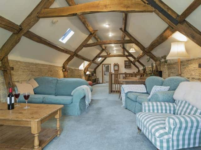 Thoughtfully renovated living/dining room | Flowers Barn, Middle Duntisbourne, near Cirencester