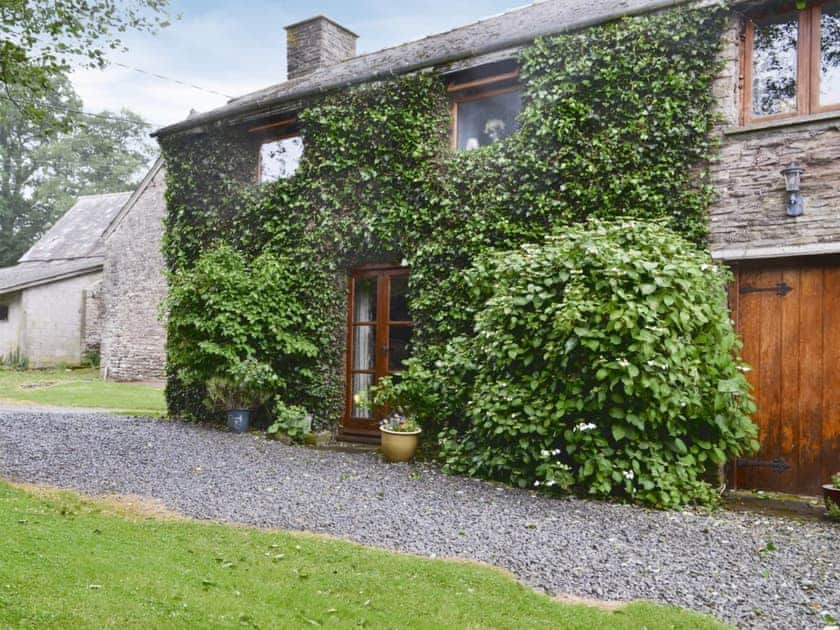 Greig House Farm Ref W4401 In Grosmont Near Abergavenny