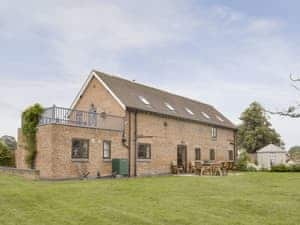 Spacious semi-detached holiday home | Buddileigh Farm, Betley, near Nantwich