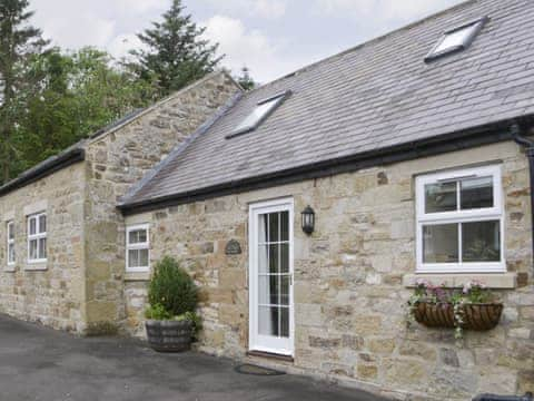 Cosy stone-built cottage | Piglet Cottage - Soppit Farm Cottages, Elsdon