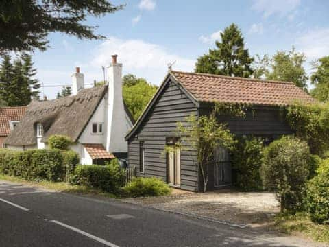 Impressive 17th-century, detached thatched cottage  | Thatched Cottage, Sternfield, near Aldeburgh