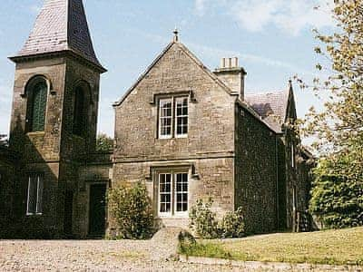 Exterior | Lochside Stable House, Yetholm, nr. Kelso