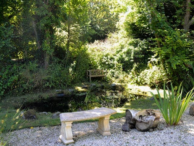 Lovely, well maintained garden and grounds | Skyber Cottage, Ruan Minor, near Helston