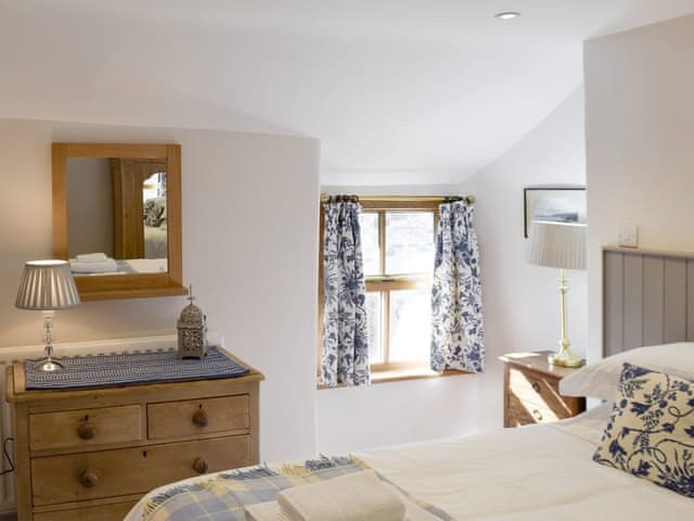 Relaxing double bedroom | Windy Nook, Pooley Bridge