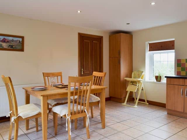 Spacious kitchen and dining area | West Boundary Farm Cottage 1 - West Boundary Farm Cottages, Pilling, near Preesall