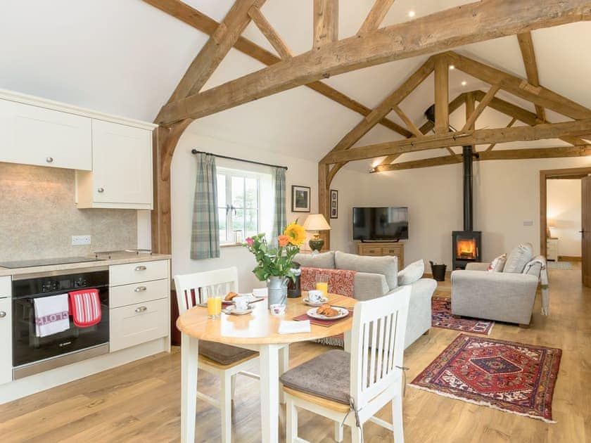 Luxurious converted barn with an open plan living space | The Old Dairy - Wood Street Farm, Royal Wootton Bassett