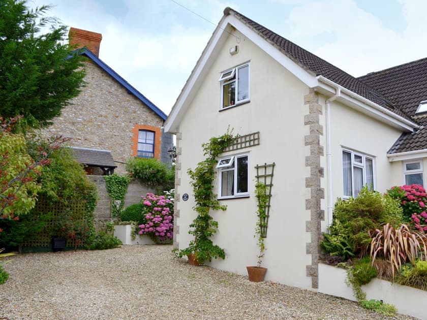 Penny Corner Ref W7661 In Whitchurch Canonicorum Near Charmouth