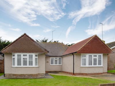 Single storey, detached property | Hideaway Cottage, Kingsgate, near Broadstairs