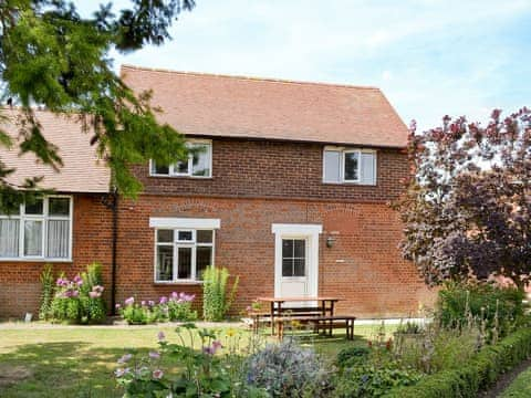 Immaculately presented cottage | Eventide, Broom, near Biggleswade