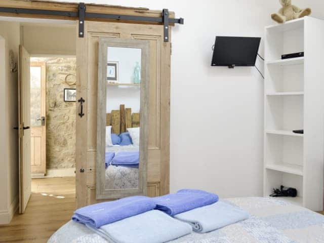 Good sized double bedroom | The Figgery, Bittaford, near Ivybridge