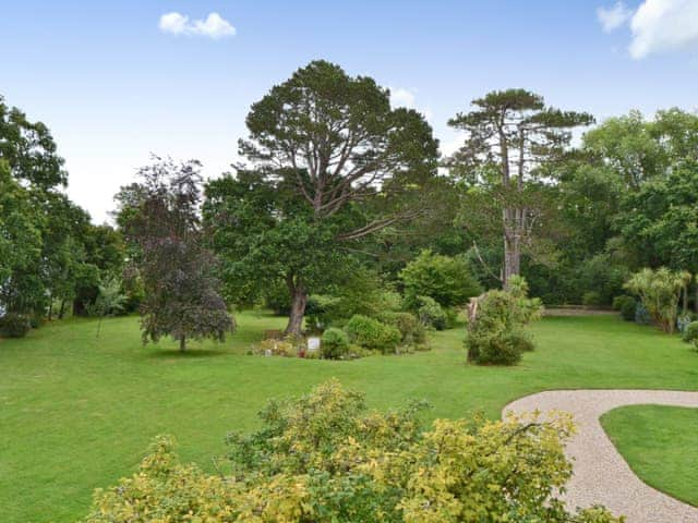 Beautiful lawned gardens | Bodwen, Wootton Bridge, near Ryde