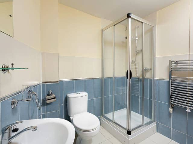 En-suite shower room | Riversedge - The Boathouse, Wroxham, near Norwich