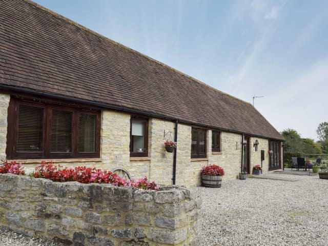 Excellent, converted detached barn | Alfie&rsquo;s Barn, Ambrosden