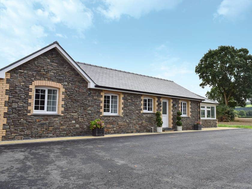 Beautiful ground floor property | Maes Rheidol - Maesbangor, Capel Bangor, near Aberystwyth