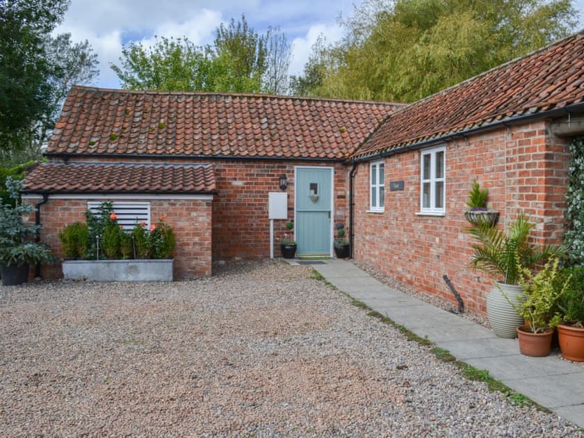 Delightful conversion in rural Lincolnshire | Rose Barn - Priory Garden Cottages, Anderby, near Chapel St Leonards