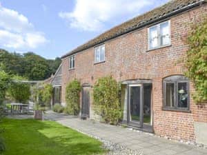 Superb barn conversion | The Coach House, East Somerton
