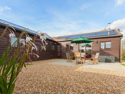 Immaculately presented holiday home | Swallows’ Nest, Wool, near Wareham