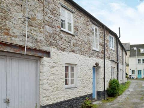 Charming holiday home | Mill Cottage, Buckfastleigh, near Dartmoor