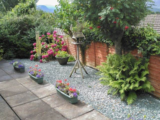 Paved patio area with attractive planting | Peel Wyke, Keswick