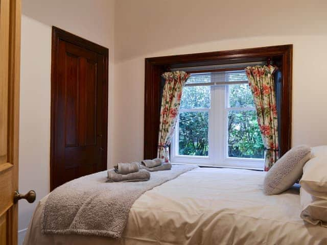 Kingsize bedroom | Lealholme, Bassenthwaite, near Keswick