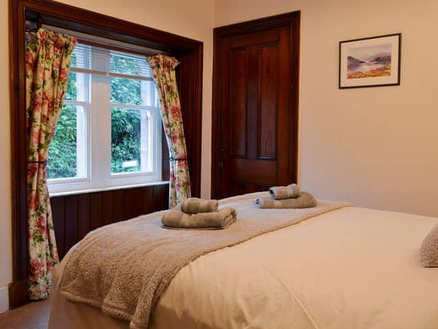 Kingsize bedroom | Lealholme, Bassenthwaite, near Keswick