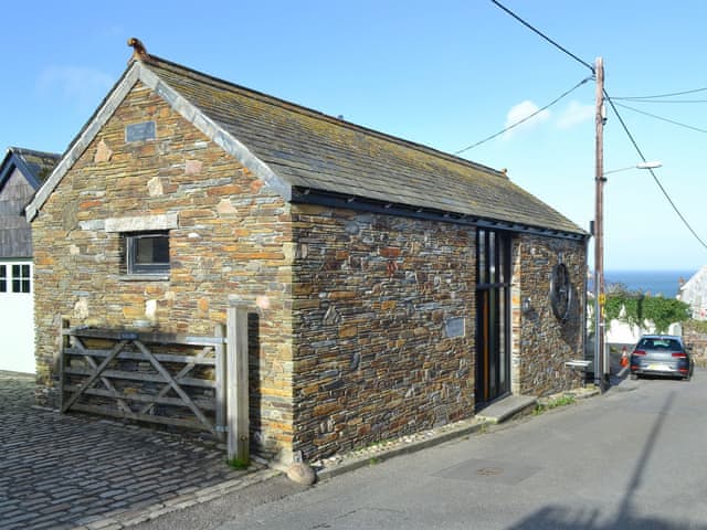 Lovely, converted holiday barn | Saundrys Barn, Port Isaac
