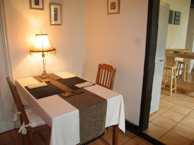 Dining room | Staveley House Apartment - Staveley House & Staveley House Apartment, Staveley