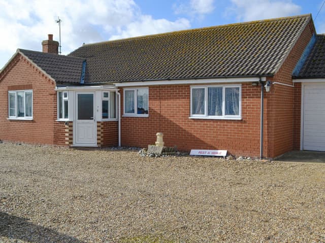 Spacious detached bungalow | Rest-A-While, Walcott, near North Walsham