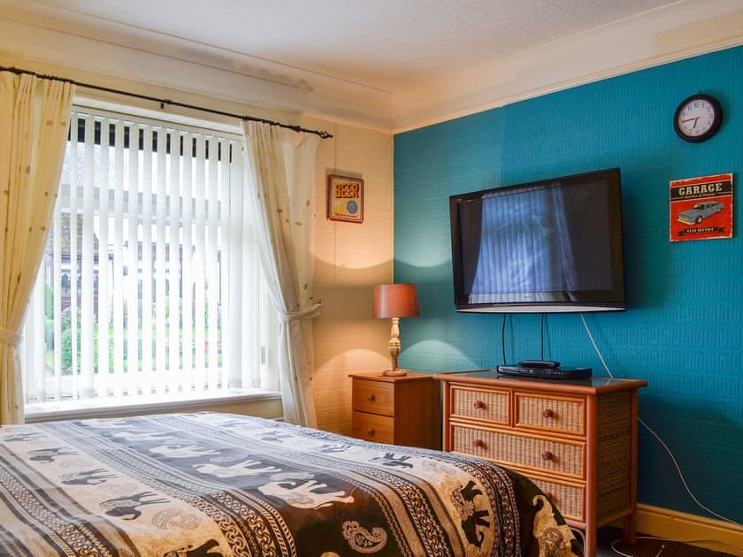 Valley View - UK6428