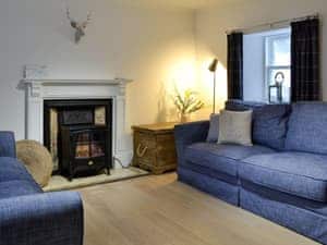 Cosy living room | Jebel, Cullen