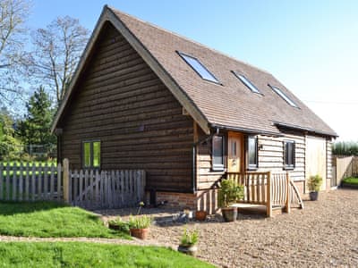 Lovely detached barn conversion | Boreham Bridge Barn, Ninfield, near Battle